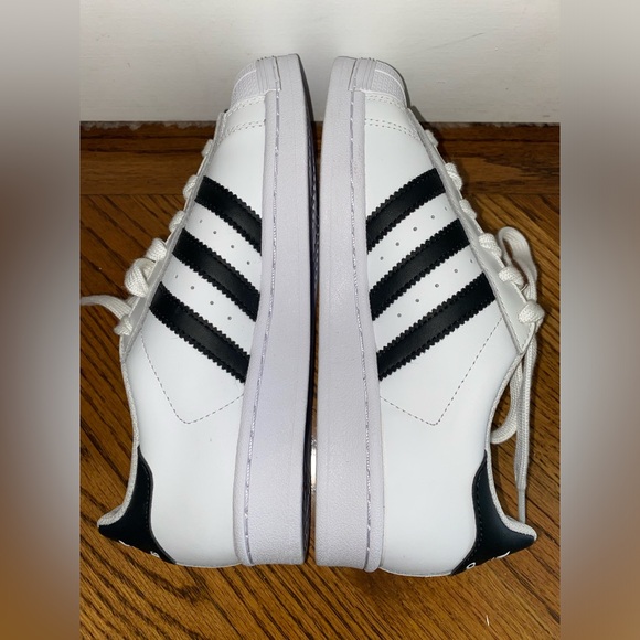 Adidas Original Superstar sneakers - Picture 6 of 6